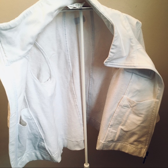 Lululemon zip sweater/jacket 3/4 sleeves - Picture 5 of 5